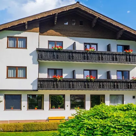 Casa de hóspedes Tilly 3*