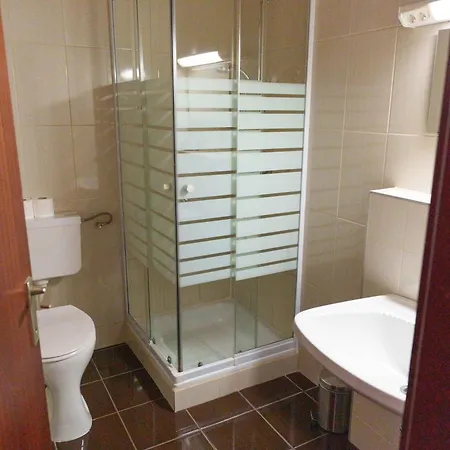 ゲストハウス Tilly Niederöblarn